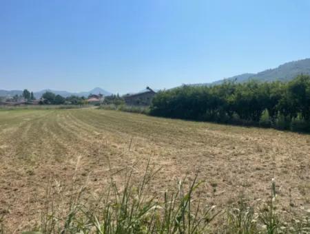 Grundstück Zum Verkauf Von 2715M2 Im Bebauten Gebiet Des Dorfes In Okçular