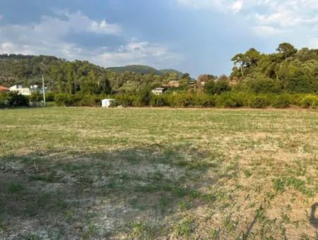 Grundstück Zum Verkauf In Çandır Mit Zustimmungsteilung 1160M2 Im Bebauten Gebiet Des Dorfes