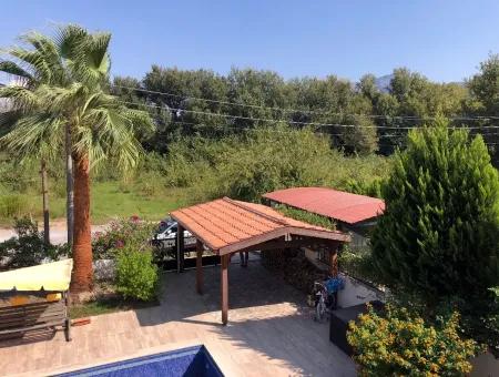 Dalyan'da 575M2 Arsa İçinde 4+1 Satılık Villa