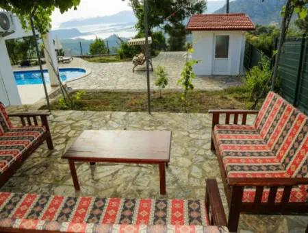 Gökbel Deniz Manzaralı 4+1 Satılık Villa