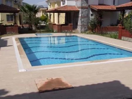 Dalyan'da Site İçerisinde 3+1 Satılık Villa